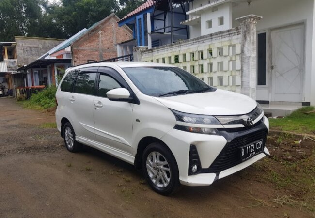 Rental Mobil Trenggalek, Tarif Sewa Murah Mulai 300K