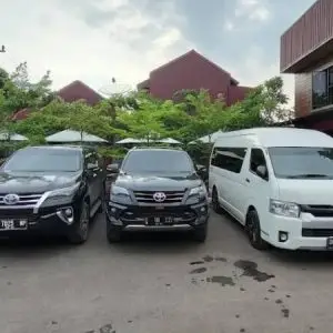 Rental Mobil Batang Jawa Tengah, Tarif Sewa Murah 200K