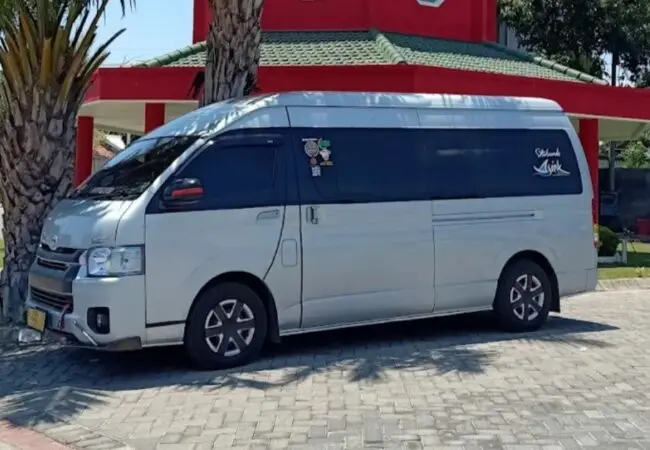 10 Alamat Rental Mobil Situbondo, Tarif Sewa Murah 450K