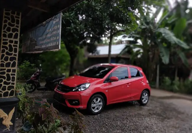 10 Rekomendasi Tempat Rental Mobil Ngawi Terbaik Yang Siap Menemani Perjalanan Kamu