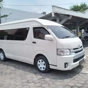 Rental Mobil Sragen Lepas Kunci, Tarif Sewa Murah 250K