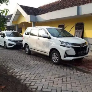 Rental Mobil Porong Sidoarjo, Tarif Sewa Murah 200K