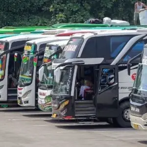 Bus dari Surabaya ke Jakarta - Photo by Pikiran Rakyat