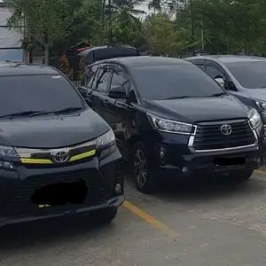 rental mobil kesamben