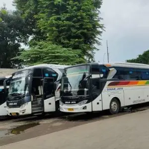 Bus Semarang Jakarta - Photo by Kompas Otomotif