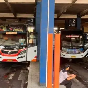 Bus Semarang Solo - Photo by Solo Pos